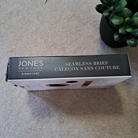 Jones New York Seamless Briefs | 5 Pack Underwear Women's Small - Picture 4 of 9